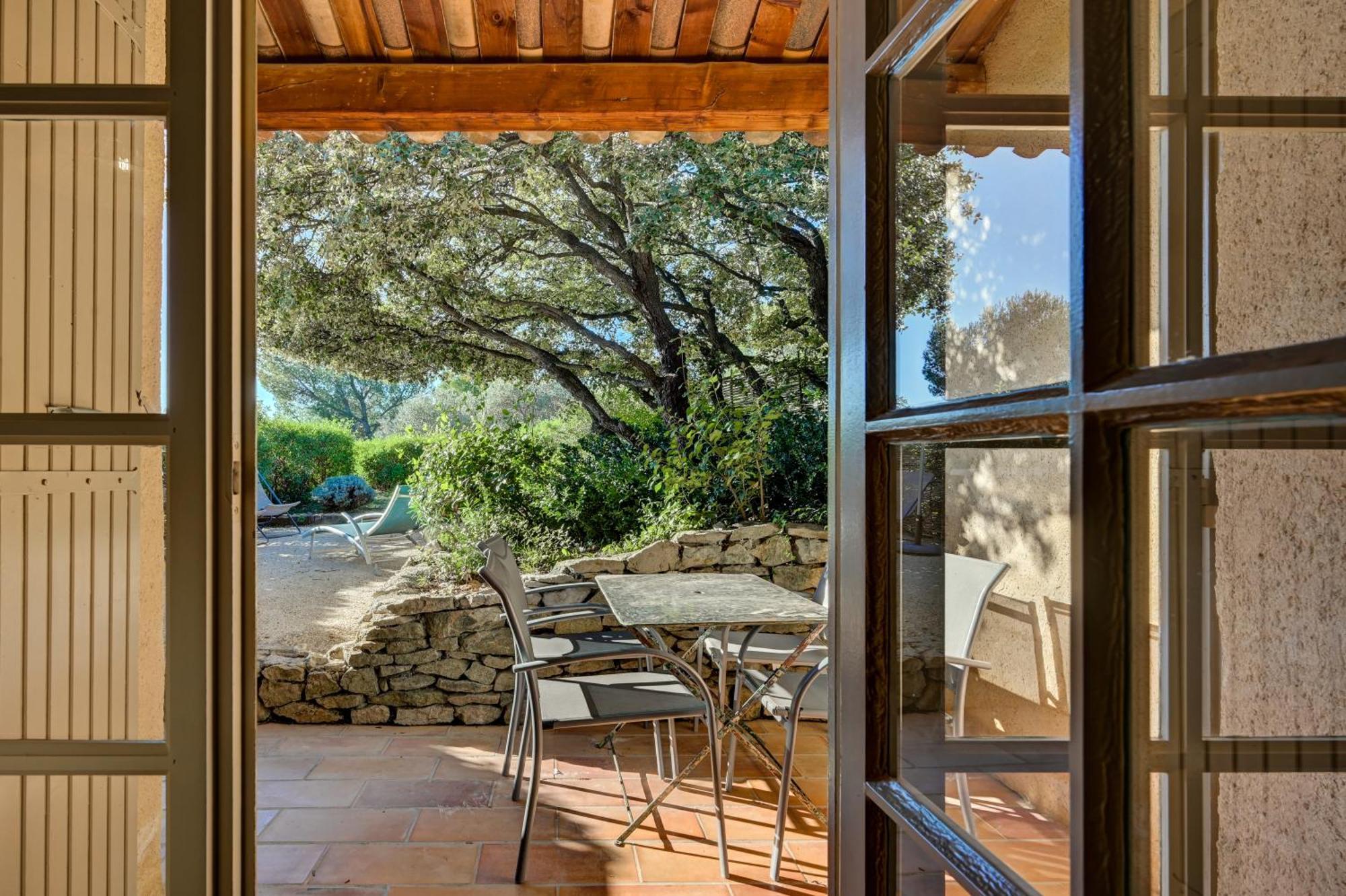Les Garrigues De La Vallee Des Baux 파라두 외부 사진