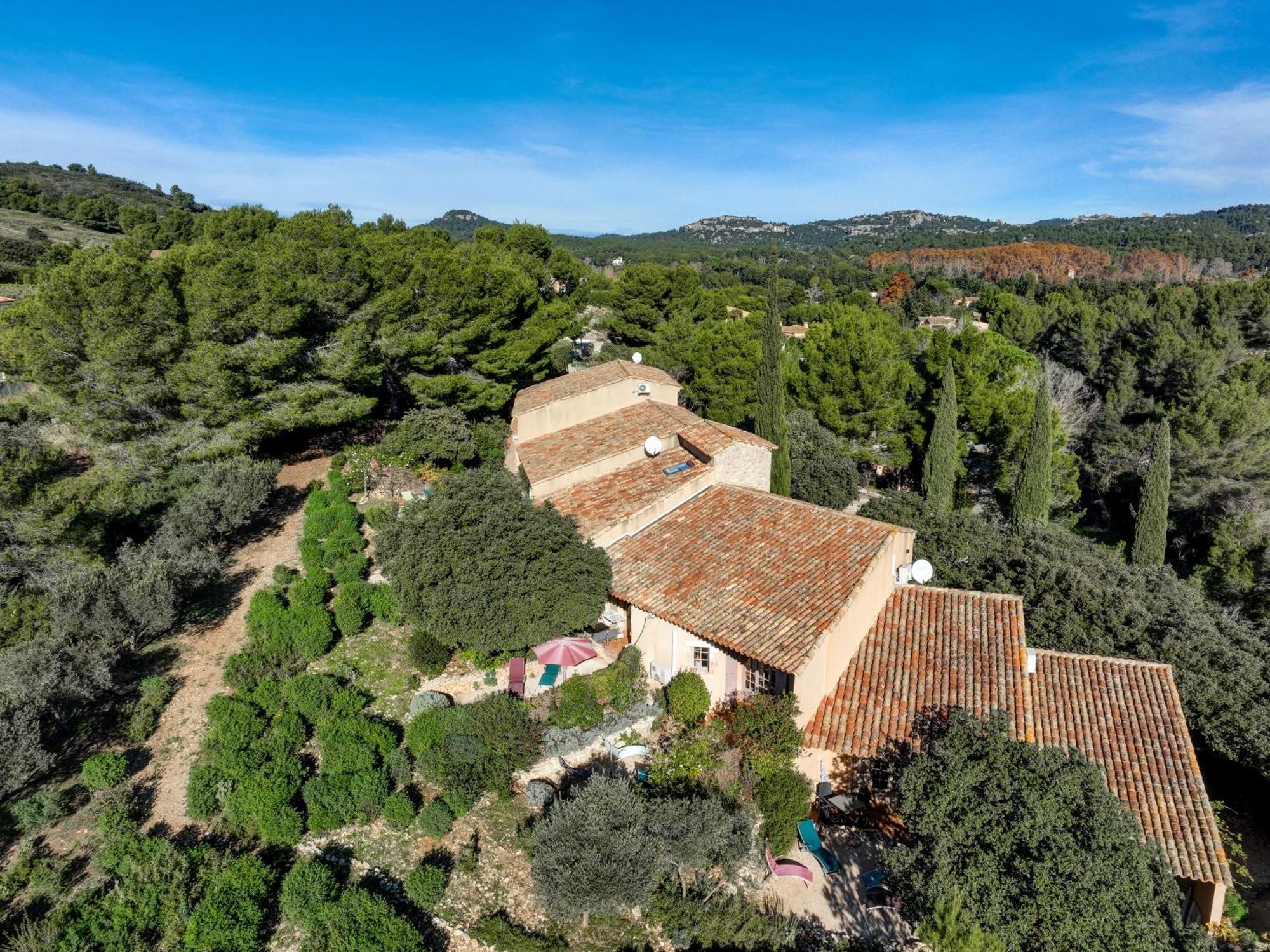 Les Garrigues De La Vallee Des Baux 파라두 외부 사진